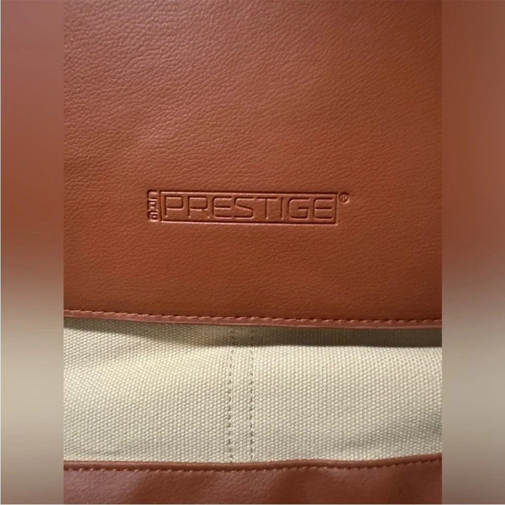 CRG Prestige Messenger Bag